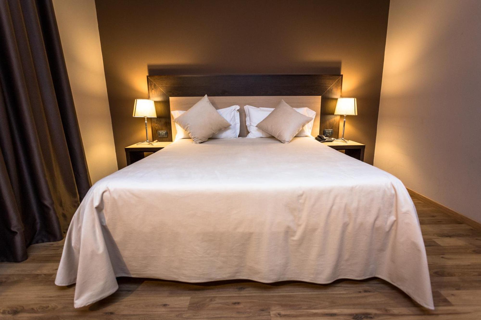 ברשלו Hotel Don Camillo מראה חיצוני תמונה