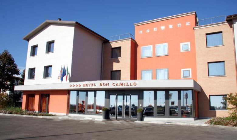 ברשלו Hotel Don Camillo מראה חיצוני תמונה
