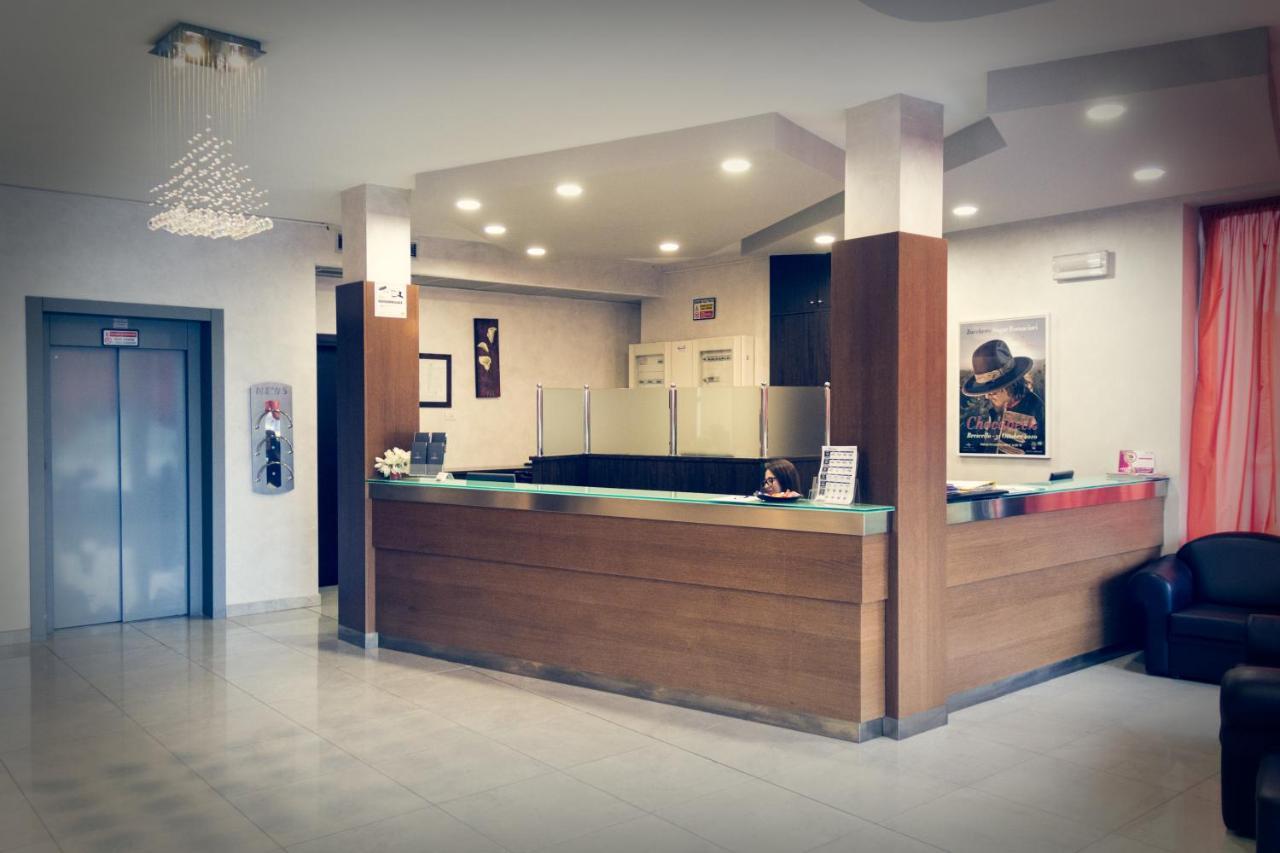 ברשלו Hotel Don Camillo מראה חיצוני תמונה