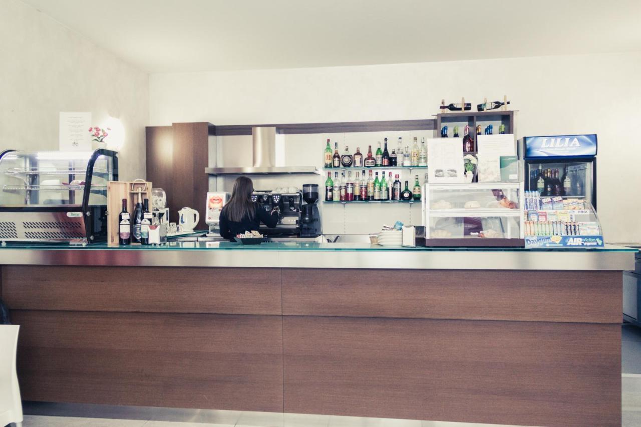ברשלו Hotel Don Camillo מראה חיצוני תמונה